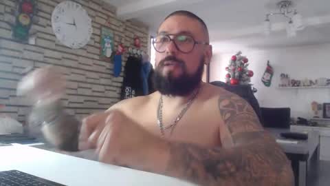 edgarram83 online show from January 2026 07:08:01 PM