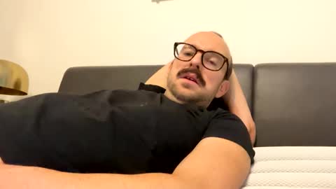 Snapshot of edge_guy chatting on January 2025 10:21:02 AM edge_guy online show from January 2025 10:21:02 AM