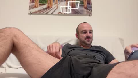 Snapshot of edge_guy chatting on September 2025 07:50:01 PM edge_guy online show from September 2025 07:50:01 PM