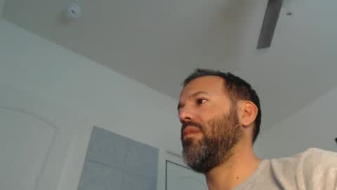 Snapshot of edge_masters chatting on February 2025 08:03:01 PM EdgeM online show from February 2025 08:03:01 PM