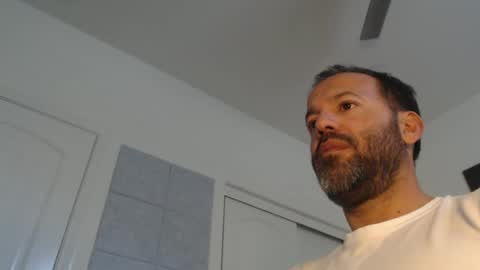 Snapshot of edge_masters chatting on February 2025 12:38:02 AM EdgeM online show from February 2025 12:38:02 AM