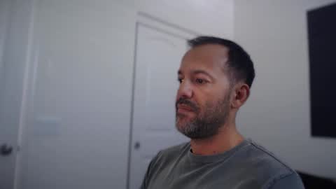 Snapshot of edge_masters chatting on November 2025 07:34:01 PM EdgeM online show from November 2025 07:34:01 PM