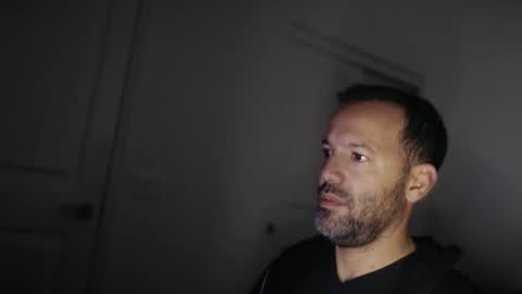 Snapshot of edge_masters chatting on November 2025 02:11:01 AM EdgeM online show from November 2025 02:11:01 AM