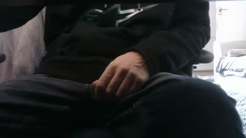 Snapshot of edged_biker chatting on February 2025 12:08:01 PM edged biker online show from February 2025 12:08:01 PM