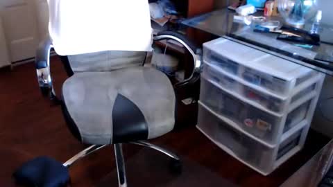 edginginedmonton online show from October 2025 08:53:02 PM