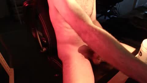 edgingmybig_ online show from February 2026 07:48:01 PM