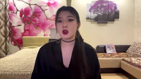 Eri online show from March 2026 06:34:01 PM