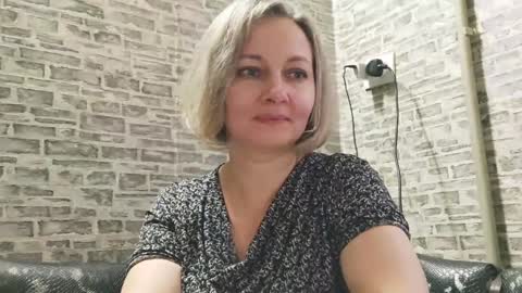 edithmanning online show from January 2025 12:53:01 PM