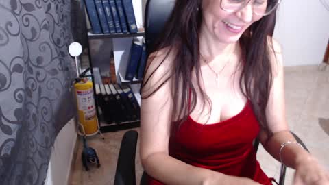 Eddye online show from January 2025 11:05:02 AM