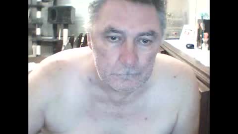 Snapshot of edje59a chatting on November 2025 07:32:01 AM Eddy online show from November 2025 07:32:01 AM