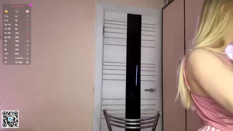 Snapshot of ednadennis chatting on May 2026 03:31:02 PM Eva online show from May 2026 03:31:02 PM