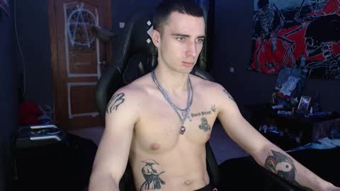 Snapshot of eduard_loveee chatting on November 2025 01:55:01 PM Eduar online show from November 2025 01:55:01 PM