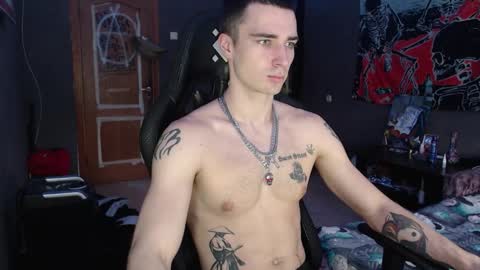 Snapshot of eduard_loveee chatting on November 2025 10:59:02 AM Eduar online show from November 2025 10:59:02 AM