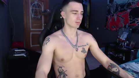 Snapshot of eduard_loveee chatting on December 2025 07:46:02 AM Eduar online show from December 2025 07:46:02 AM