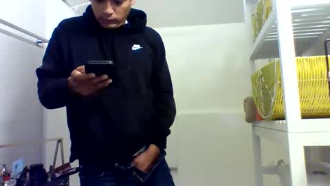 eduardo0084 online show from December 2024 03:20:02 PM