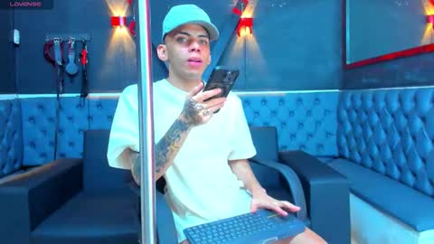 Edward Colleman online show from November 2025 04:40:02 AM