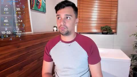 Snapshot of edward_maxx chatting on October 2025 04:35:02 AM Eduardo online show from October 2025 04:35:02 AM