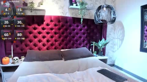 Snapshot of edward_maxx chatting on October 2025 04:05:02 AM Eduardo online show from October 2025 04:05:02 AM