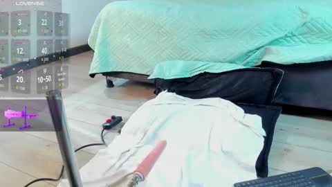 Snapshot of edward_maxx chatting on October 2025 04:47:01 AM Eduardo online show from October 2025 04:47:01 AM