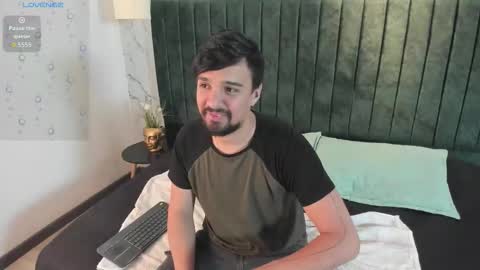 Eduardo online show from February 2026 03:38:02 AM