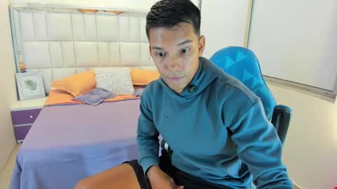 edwin blaz. online show from October 2025 02:51:02 AM