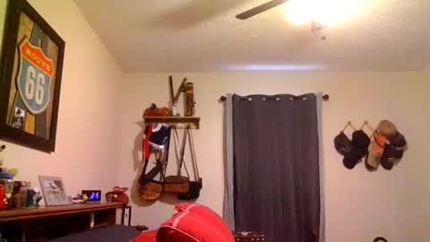 Snapshot of edwins777 chatting on December 2024 08:15:01 PM Nicky789 online show from December 2024 08:15:01 PM