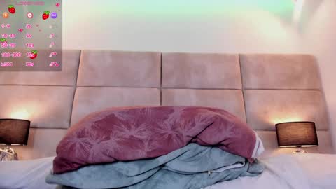 Snapshot of eevee_taylor chatting on February 2025 07:00:01 PM Eevee online show from February 2025 07:00:01 PM