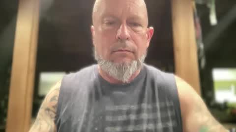 Snapshot of eevilempire chatting on May 2026 05:09:02 PM Harley Biker online show from May 2026 05:09:02 PM