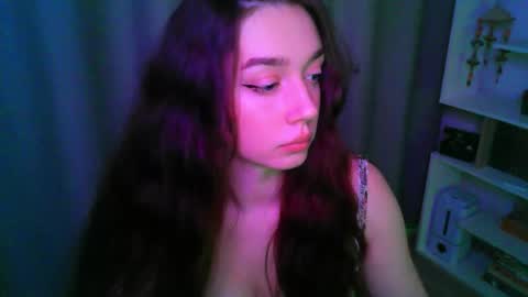 effie_balconii online show from November 2025 12:59:01 PM