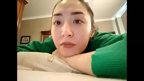 Snapshot of effy007 chatting on December 2024 10:07:01 AM Effy online show from December 2024 10:07:01 AM