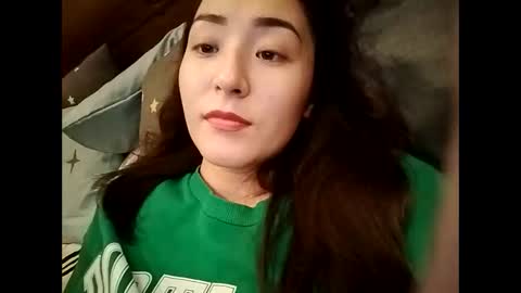 Snapshot of effy007 chatting on December 2024 01:32:01 PM Effy online show from December 2024 01:32:01 PM