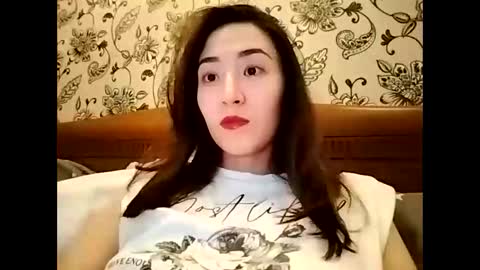 Snapshot of effy007 chatting on October 2025 01:39:02 PM Effy online show from October 2025 01:39:02 PM