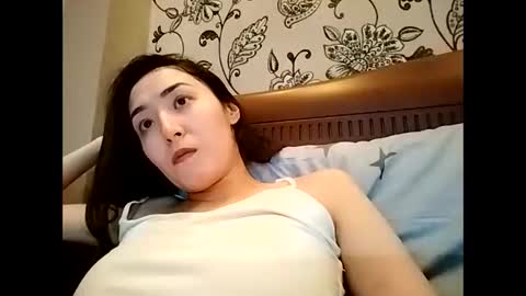 Snapshot of effy007 chatting on December 2025 02:22:02 PM Effy online show from December 2025 02:22:02 PM