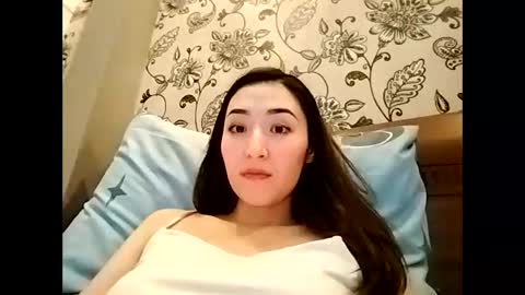 Snapshot of effy007 chatting on December 2025 07:53:02 PM Effy online show from December 2025 07:53:02 PM