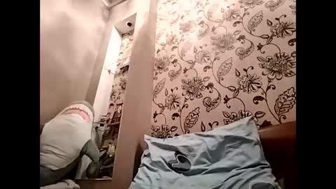 Snapshot of effy007 chatting on December 2025 01:05:02 PM Effy online show from December 2025 01:05:02 PM