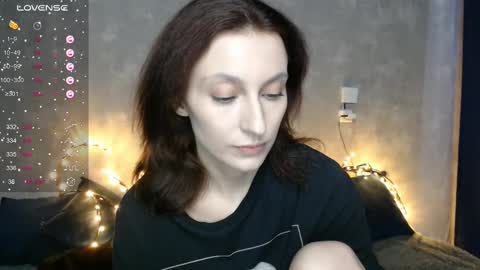 Snapshot of effy_gray chatting on February 2025 08:59:01 AM Anna online show from February 2025 08:59:01 AM