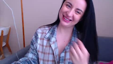 Effy online show from January 2025 12:57:02 PM