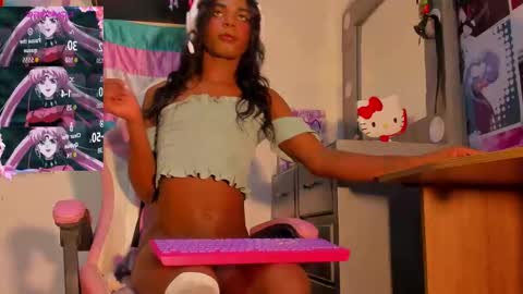 effy_marinn online show from October 2025 09:26:01 AM