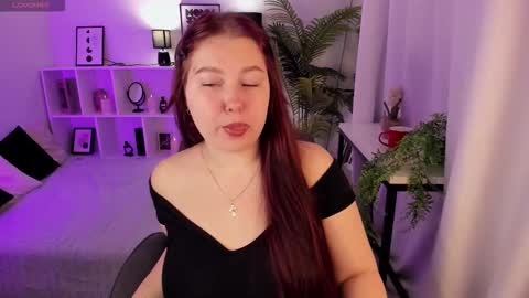 Effy online show from November 2025 01:35:02 PM