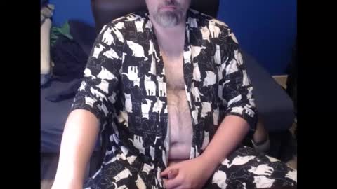 Snapshot of ehmac84 chatting on December 2025 10:25:02 PM Eh Mac online show from December 2025 10:25:02 PM