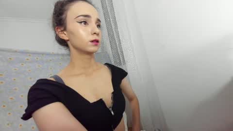Erik and Alice online show from July 2026 10:28:02 PM
