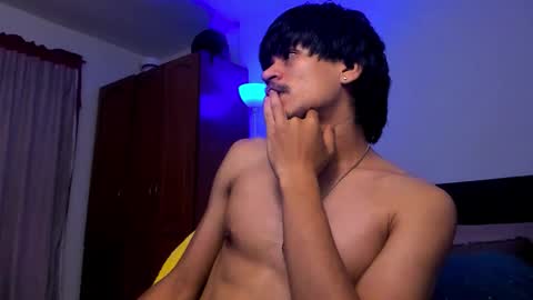 eiden_allenx1 online show from February 2026 05:11:01 AM