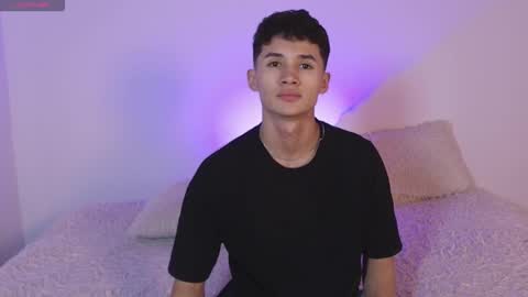 Snapshot of eiden_blake chatting on December 2025 03:46:02 AM Eiden Blake online show from December 2025 03:46:02 AM