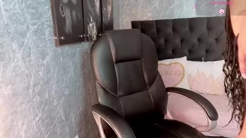 Snapshot of eileen__stone chatting on January 2026 11:56:01 AM eileen__stone online show from January 2026 11:56:01 AM