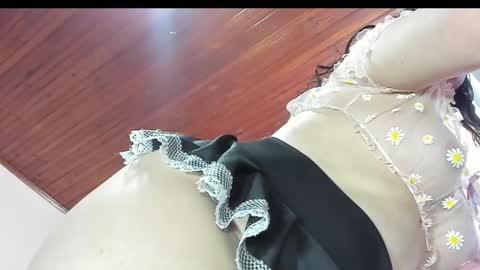 Snapshot of eileen_yalena chatting on January 2025 03:35:02 PM Stellita Muri online show from January 2025 03:35:02 PM