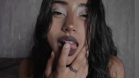 Snapshot of eiliyn_01 chatting on March 2025 02:36:01 AM Eilyn online show from March 2025 02:36:01 AM