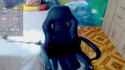 Snapshot of eimy_lorens chatting on July 2026 08:13:01 PM EIMY online show from July 2026 08:13:01 PM