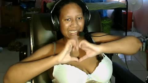 Eirondra Valeen online show from March 2026 12:33:01 AM