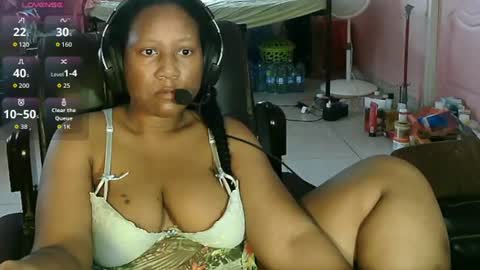 Snapshot of eirondra_valeen chatting on June 2026 07:34:01 PM Eirondra Valeen online show from June 2026 07:34:01 PM