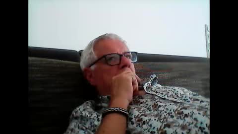 eisbaer1957 online show from May 2026 04:33:02 PM